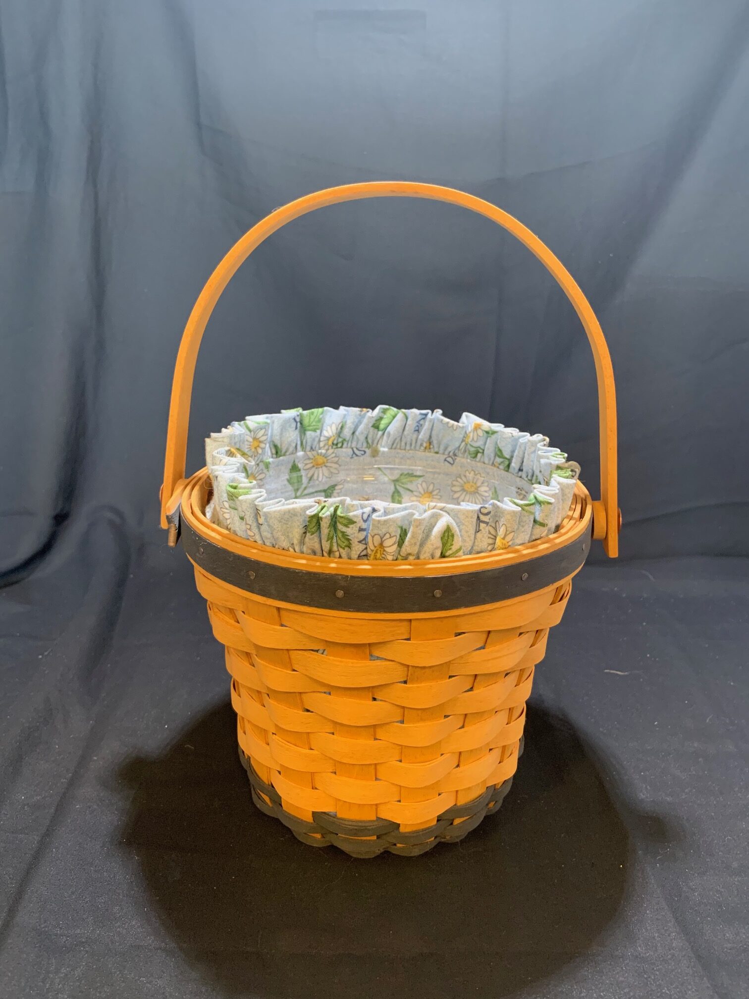 Longaberger Basket with Daisy Liner The Historical